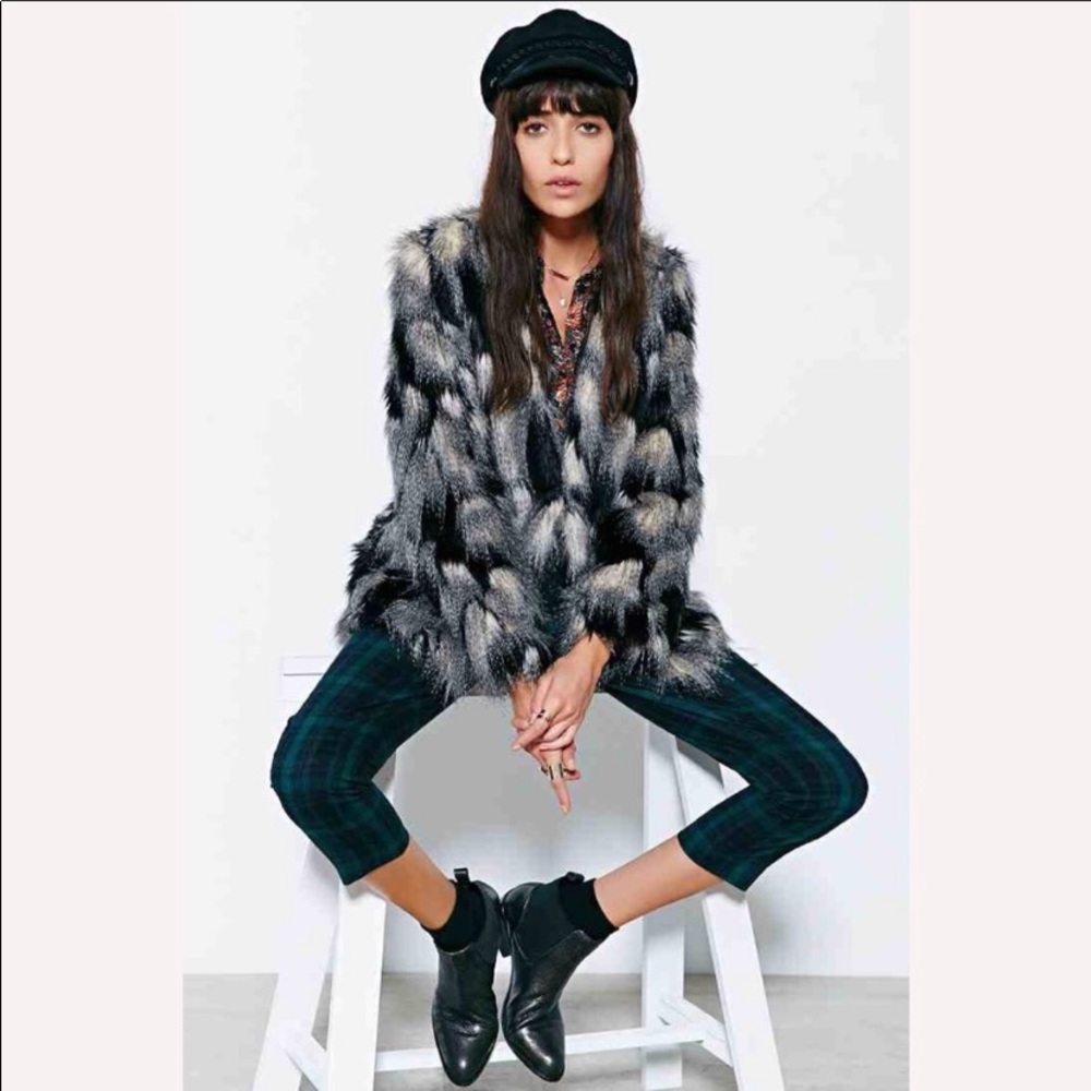 Chic Shaggy Patched Faux Fur Coat Jacket - Picture 4 of 14